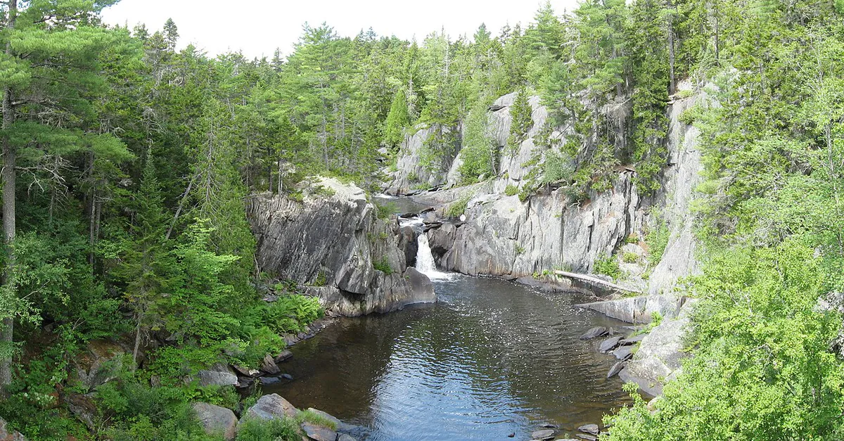 Gulf Hagas Falls
